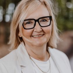 Martina Stracke