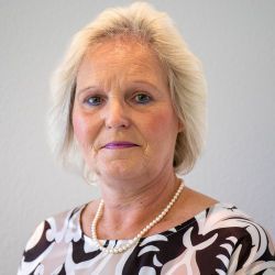 Bettina  Gregorius