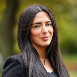 Gamze  Kaplan