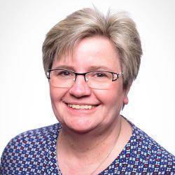 Bettina Peters