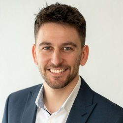 Nils Adam