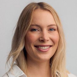 Lisa  Thomulka