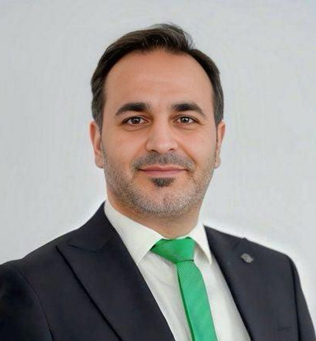 Hadi  Daeijavad