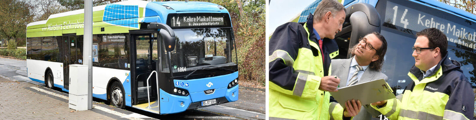 Drei Männer im Gespräch stehen vor einem Bus