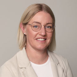 Yvonne Ogultarhan