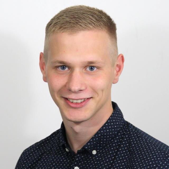Jannik Engel