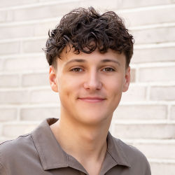 Andrej Simon